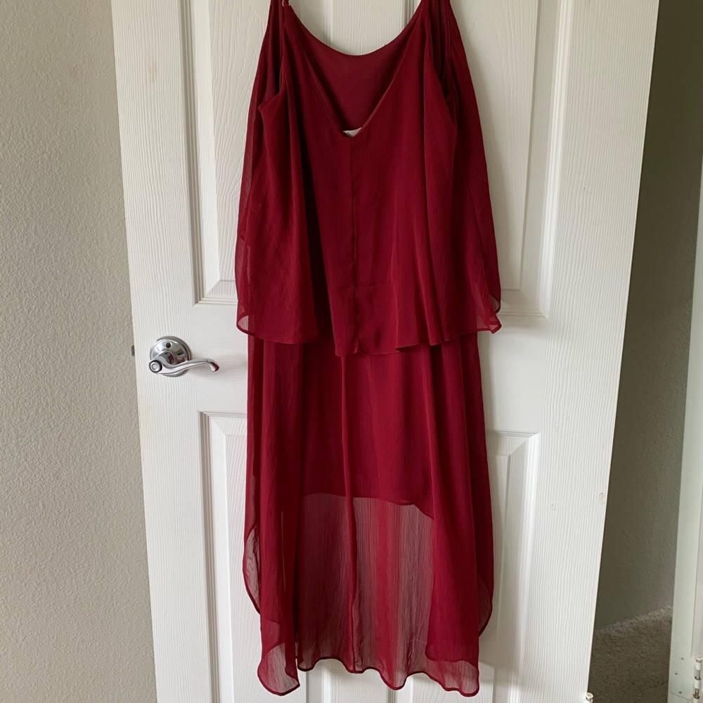 Red Dress - Picture 6 of 6